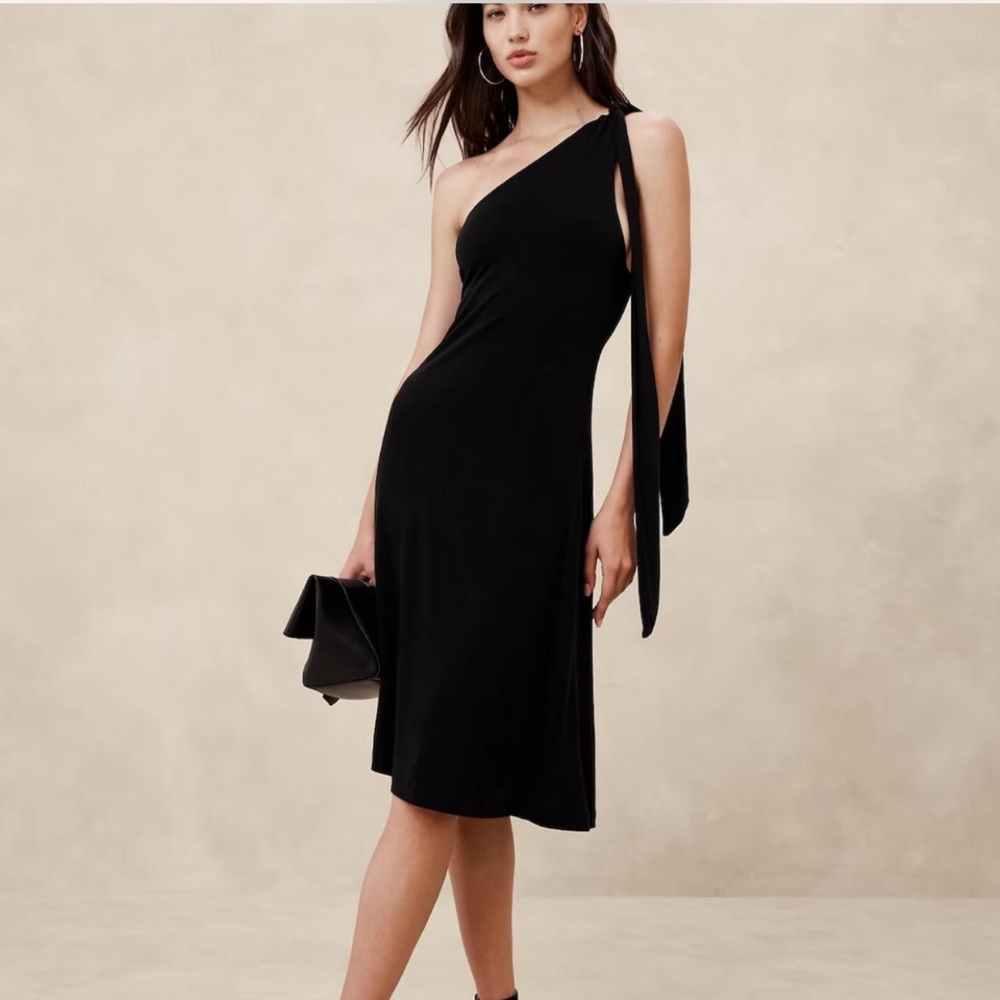 Banana Republic Black One-Shoulder Dress